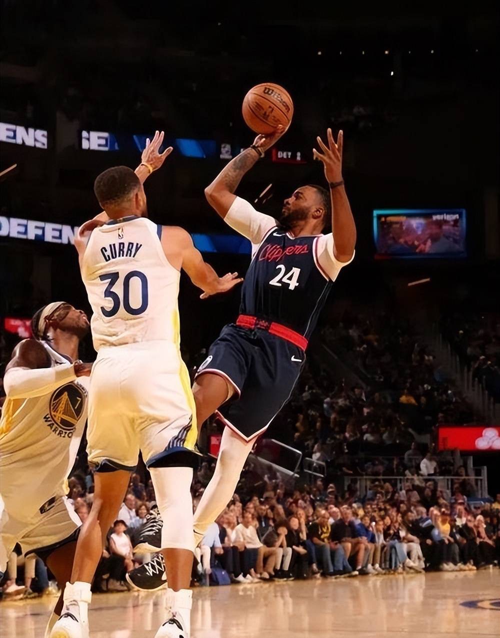 鹈鹕惊艳全场，助攻爆棚助攻爆棚，哈登逆转取胜！